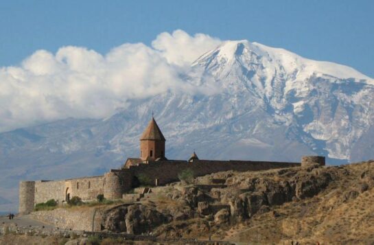 Arménie chrétienne: L’Artsakh arménien massacré dans l’indifférence générale -  (Vidéos) 94354_7824e2a38a290f999a093689e194e927_large-545x357