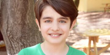 Միկա Վարոսյան